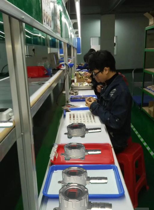 气体报警器厂家车间